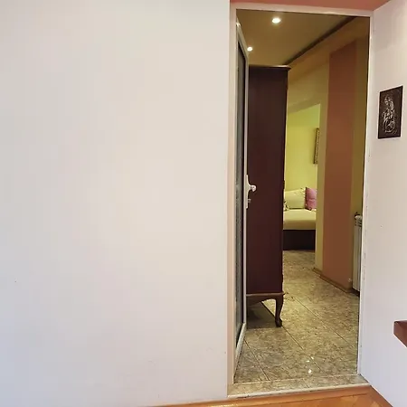Bratanov Lazur 107 Apartman