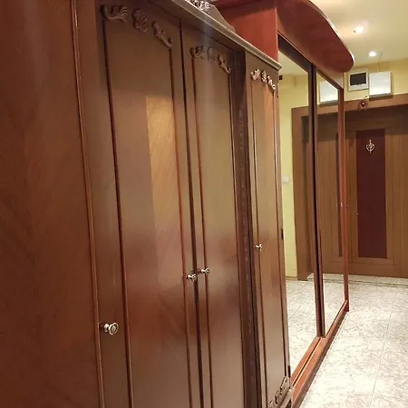 Bratanov Lazur 107 *